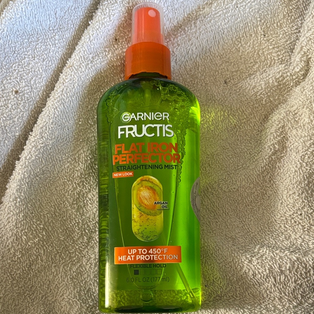 Garnier Fructis Flat Iron Perfector - Green and Orange